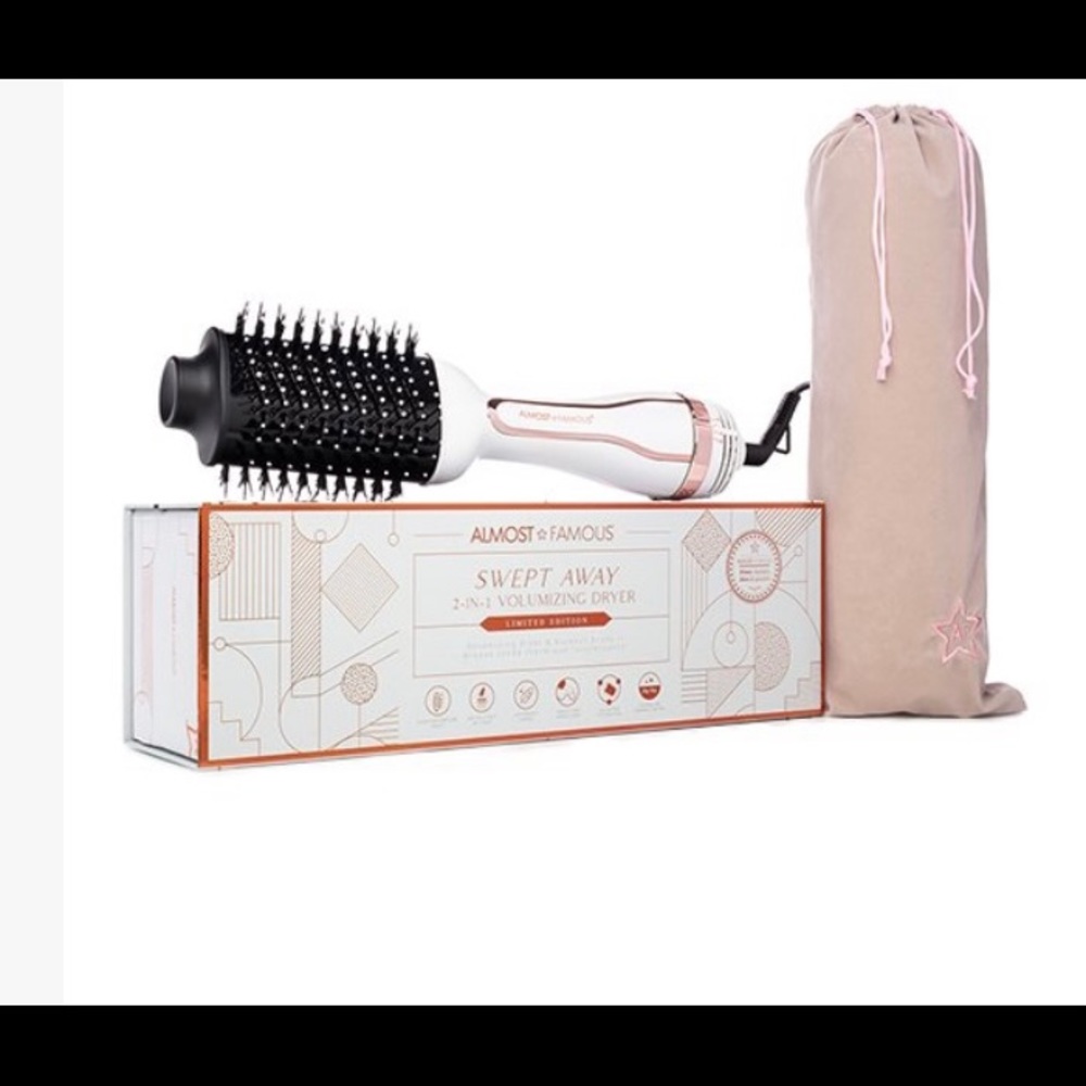 Almost Famous Angelica White 2-in-1 blowout brush